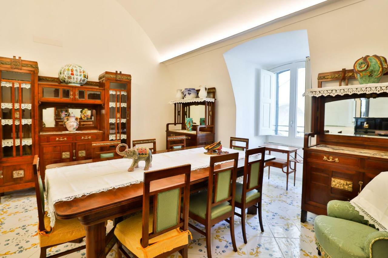 Della Monica Rooms Vietri Exteriör bild